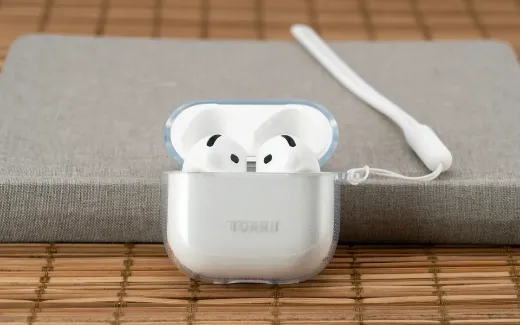 Picture of Torrii Bonjelly Case for Apple Airpods 4 with Lanyard And Hook - Clear