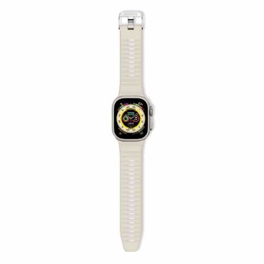 Picture of Decoded Silicone Ultra Traction Strap for Apple Watch 49/45/44/42mm - White